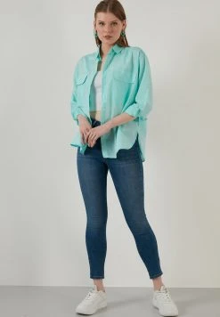 LELA REGULAR FIT - Camisa - Mint , Mujer -LELA Ventas 2024 d83f1a457afa40748b6ac0ee9b04a991