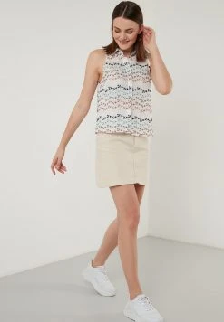 LELA REGULAR FIT - Camisa - White Snuff , Mujer 11 LELA REGULAR FIT - Camisa - White Snuff , Mujer -LELA Ventas 2024 de6c348bb07c4cd3bfedef9da667313f