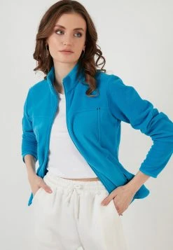 LELA HIGH COLLAR ZIPPER - Forro Polar - Turquoise, Mujer -LELA Ventas 2024 e011f3b5917a46c1af84f988d0065af6