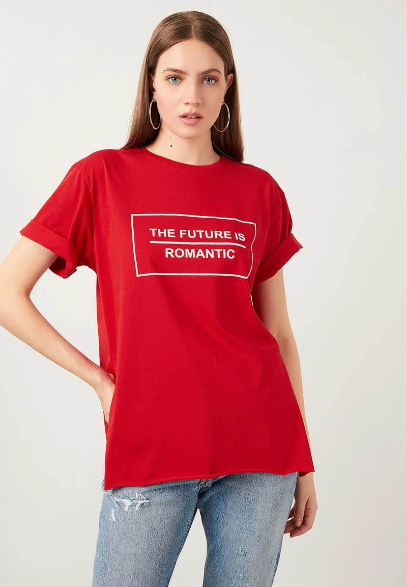 OVERSIZED - Camiseta estampada - red LELA OVERSIZED - Camiseta Estampada - Red , Mujer -LELA Ventas 2024 e53743783c374f79a263ba3a0eb2880e