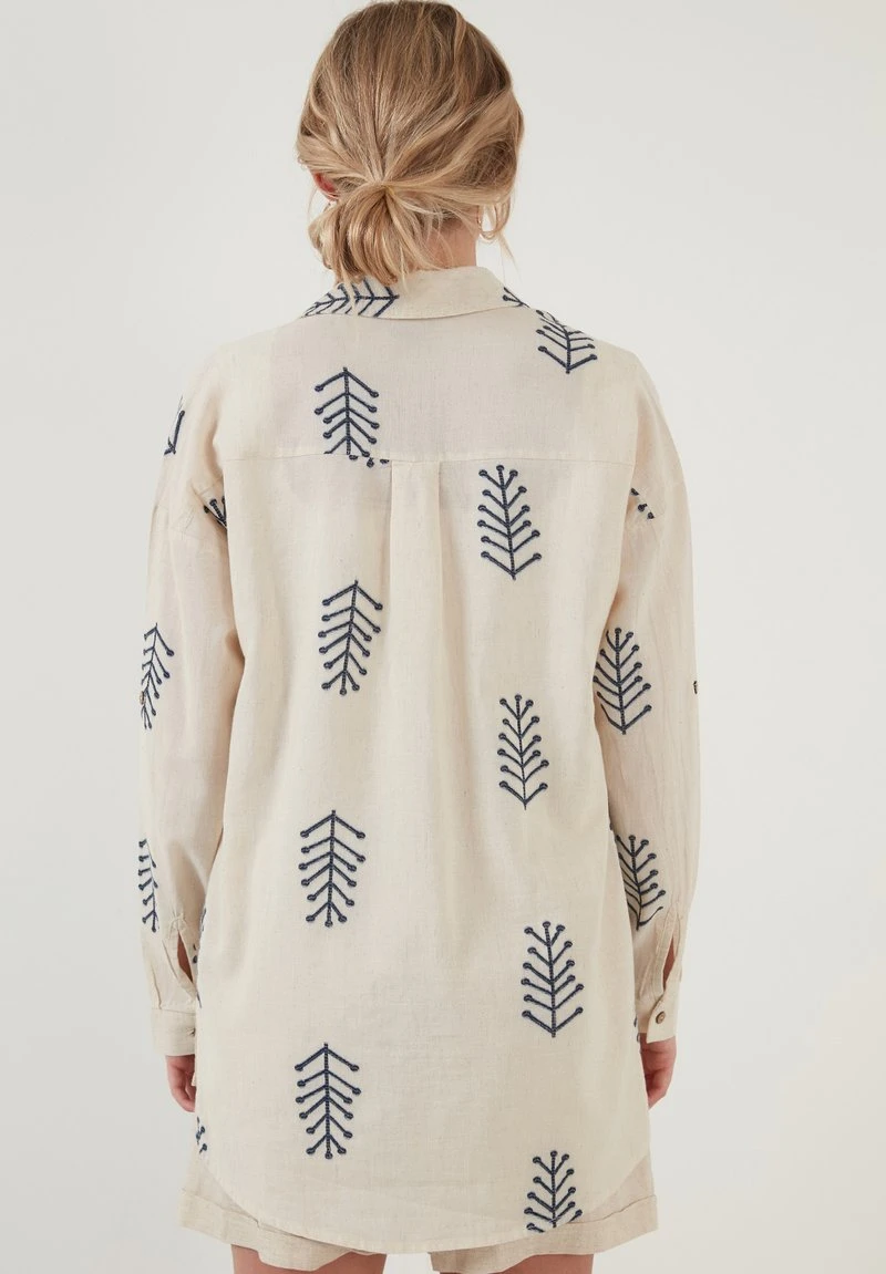 Camisa - stone LELA Camisa - Stone , Mujer -LELA Ventas 2024 e76f4bc5831a4dadba6e44ee2501a7f6