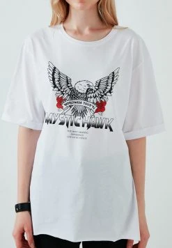 LELA Camiseta Estampada - White , Mujer 3 LELA Camiseta Estampada - White , Mujer -LELA Ventas 2024 ea9bc03680a54b60a54c8922d80c7b7d