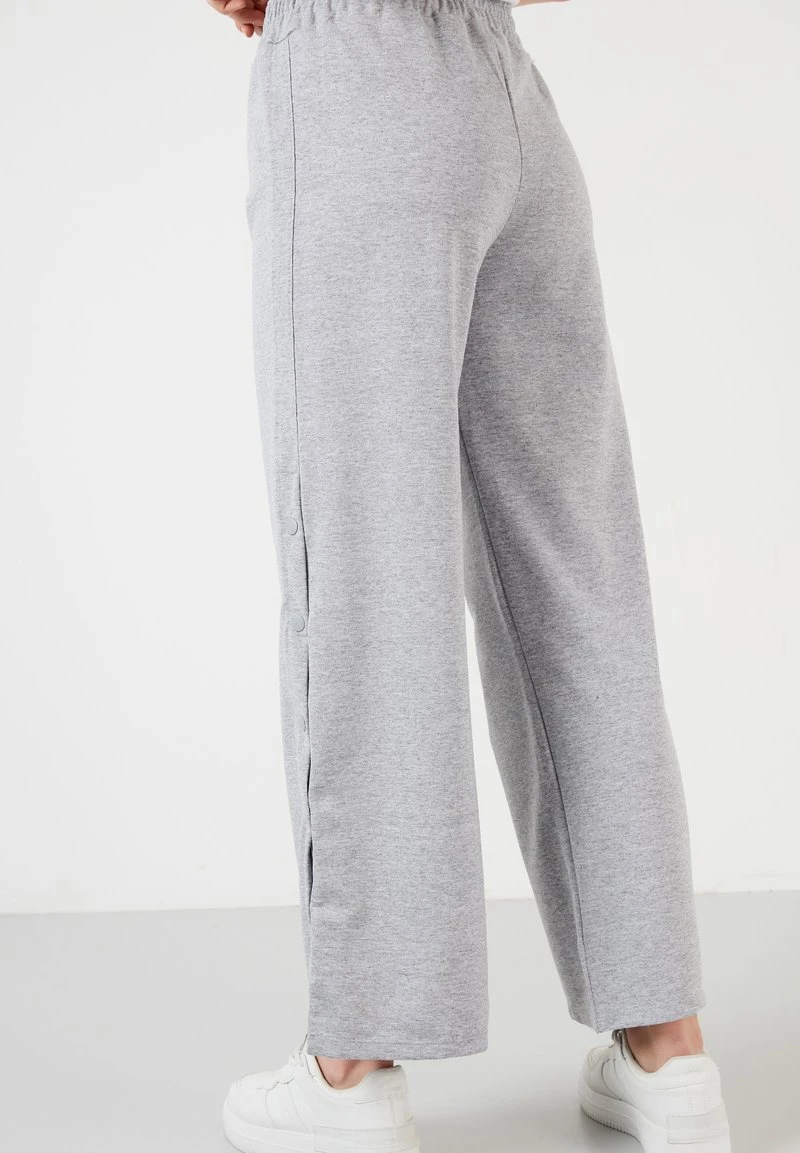 Pantalones deportivos - grey LELA Pantalones Deportivos - Grey , Mujer -LELA Ventas 2024 ee9bbfefbd964c229d6c5f95fe7ed27a