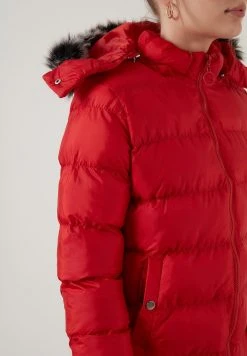 LELA Abrigo De Invierno - Red , Mujer 4 LELA Abrigo De Invierno - Red , Mujer -LELA Ventas 2024 f058b70ead684971b0c634caa445e9ff