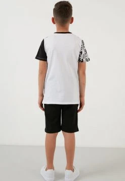 LELA SET - Shorts - White , Niños -LELA Ventas 2024 f376119e92884198becbd9d591e29253