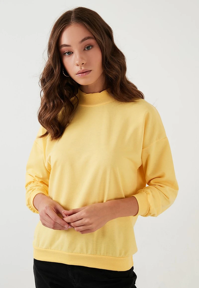 LELA HIGH COLLAR BASIC SWEATSHIRT - Sudadera - Yellow , Mujer 2 LELA HIGH COLLAR BASIC SWEATSHIRT - Sudadera - Yellow , Mujer - Imagen 2