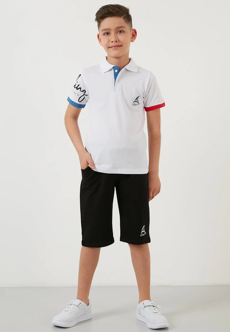 REGULAR FIT SET - Shorts - white LELA REGULAR FIT SET - Shorts - White, Niños -LELA Ventas 2024 fcad5733029042a6ab1d9e71305db1e2