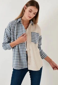 LELA Camisa - Navy Blue, Mujer 7 LELA Camisa - Navy Blue, Mujer -LELA Ventas 2024 fe336f5dbebc45fab2644a1bf368163c