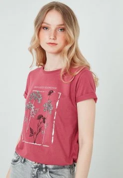 LELA Camiseta Estampada - Dusty Rose Color , Mujer 3 LELA Camiseta Estampada - Dusty Rose Color , Mujer -LELA Ventas 2024 ff1cdfa5f4a64f2daed81d8ce989d3bb
